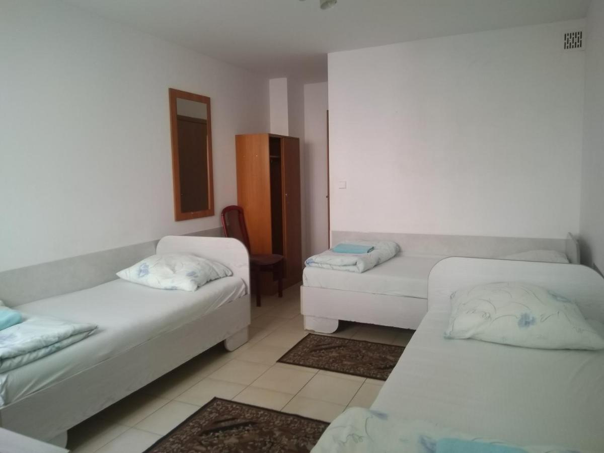 Hostel Malva Lomianki Luaran gambar