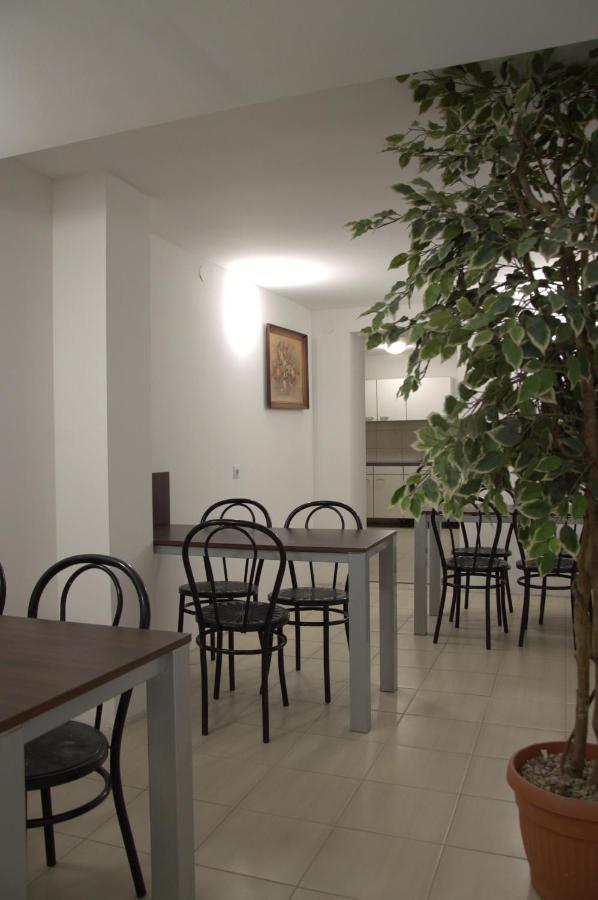 Hostel Malva Lomianki Luaran gambar